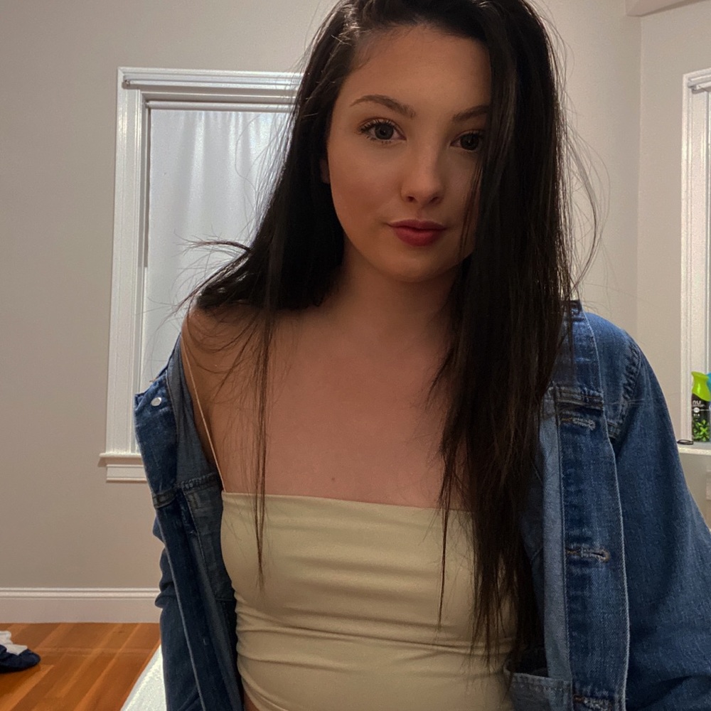 Meet your Posher, Brittany